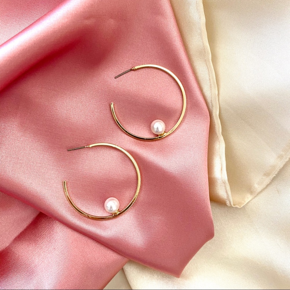 💕💕Last one Pearl Hoops Hoop Earrings - Picture 2 of 7